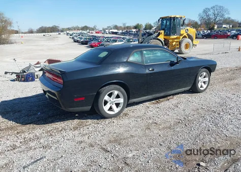 2013 Dodge Challenger Sxt z USA, uszkodzony, nr VIN 2C3CDYAG3DH548883